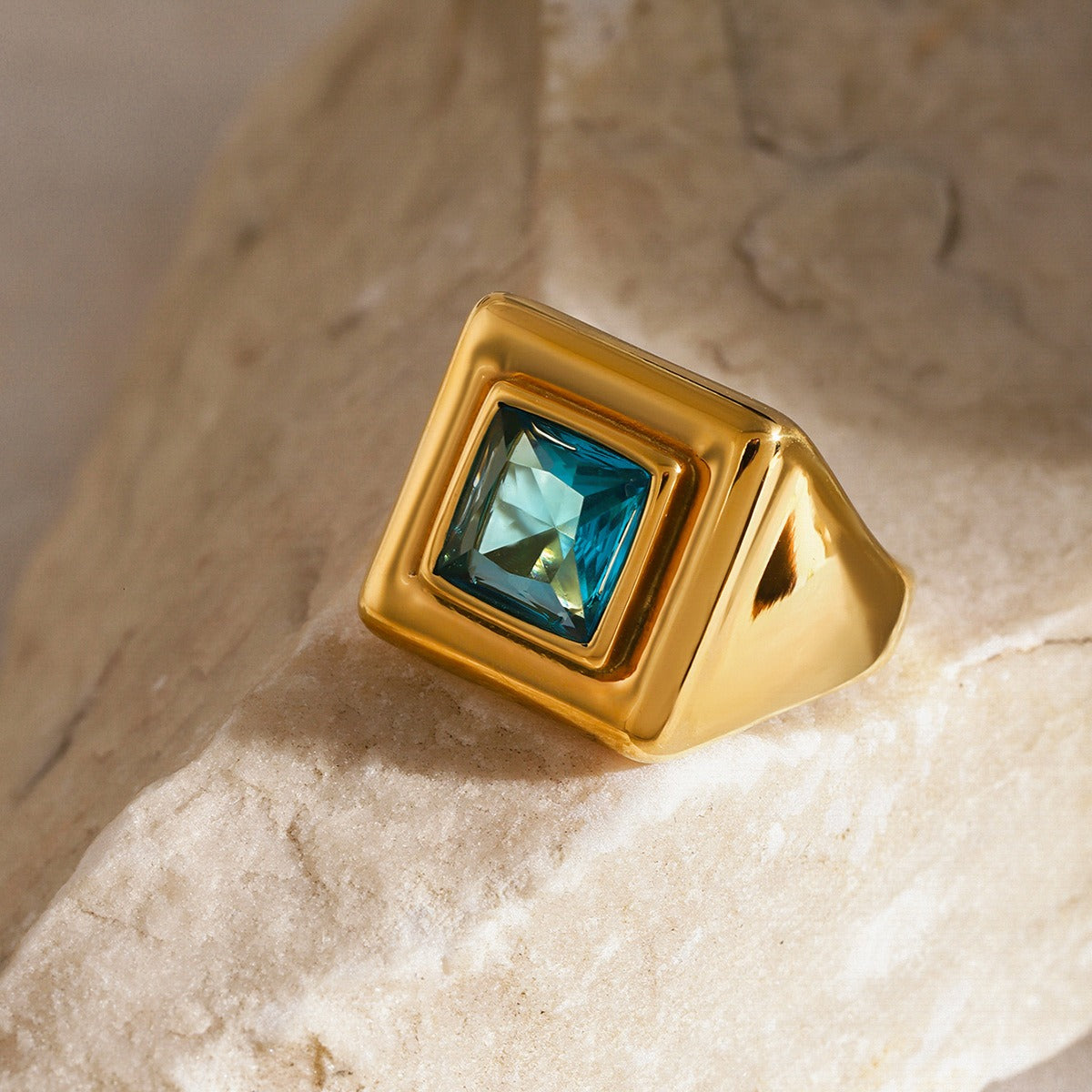 Kaze Simple Elegant Square Gemstone Ring | 18K Gold Ring in White, Green &amp; Blue Size 7