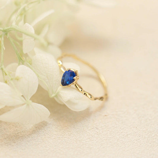 Kaze Sapphire Glow Water Drop Ring | S925 Gold Inlay Zircon Teardrop Ring