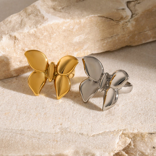 Kaze Noble Butterfly Ring | 18K Gold Butterfly Ring in Gold &amp; Silver