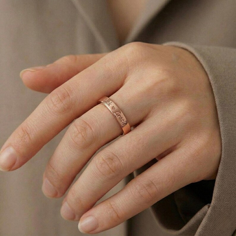 Kaze Customized Smooth Name Engraving Ring | Personalised Band Ring in Silver, Gold &amp; Rose Gold