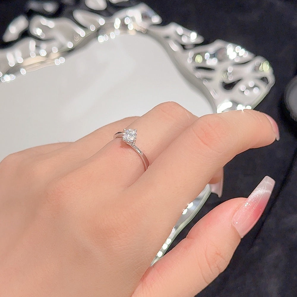 S925 Silver Four-Prong Moissanite Curved Ring