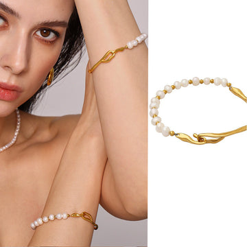 Kaze Irregular Pearl Design Bracelet | 18K Gold Asymmetric Pearl Bracelet in 3 Styles