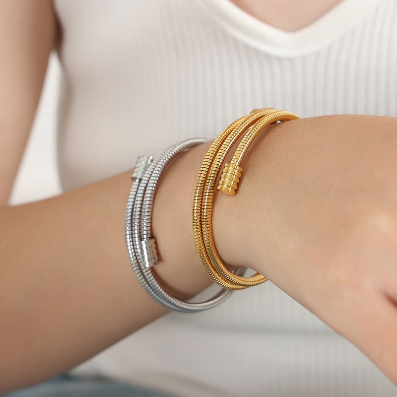 Kaze Multi-Layered Wraparound Thread Bracelet | 18K Gold Elegant Adjustable Bracelet