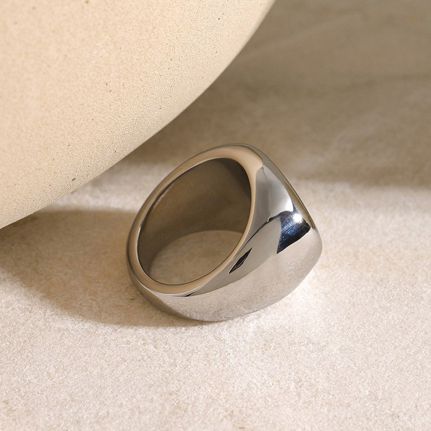 Kaze Elegant Geometric Design Ring | 18K Gold Light Luxury Ring in Gold &amp; Silver Sizes 6–8