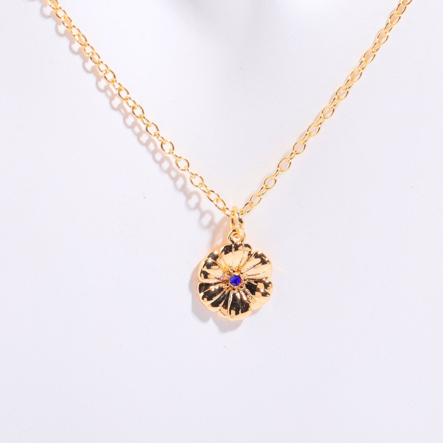 Kaze 18K Gold Birth Month Flower Bracelet | Personalised Floral Bracelet in All 12 Months