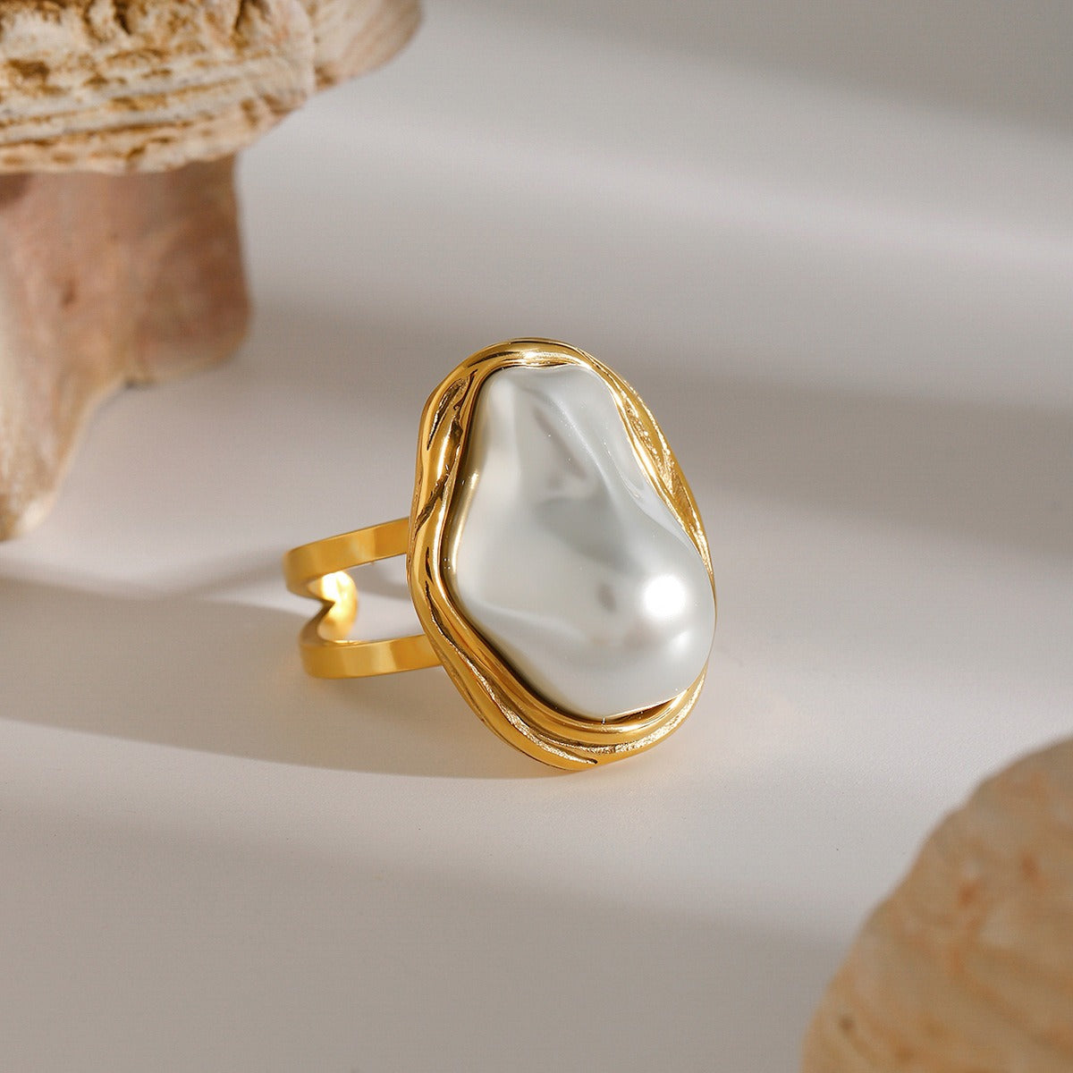 Kaze Elegant Retro Pearl Design Ring | 18K Gold Light Luxury Adjustable Ring