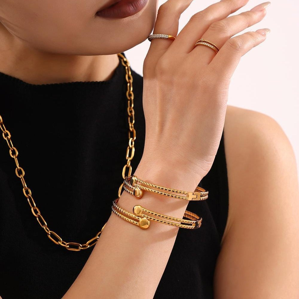Kaze Double-Layer Textured Bracelet | 18K Gold Adjustable High-End Bracelet in Gold &amp; Silver