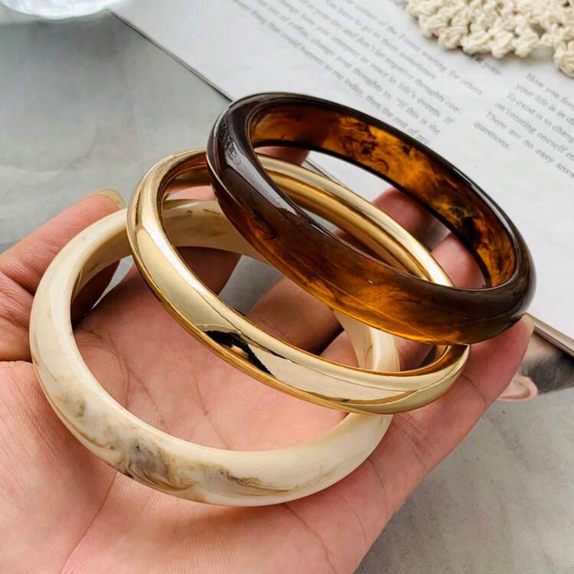 Kaze Amber Textured Vintage Bangle | Premium Resin Round Bangle for Women Only