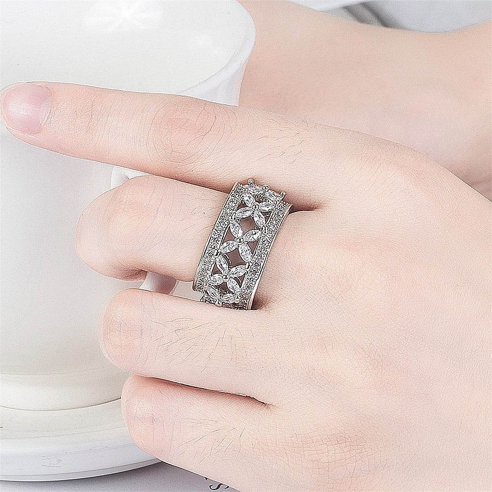 Kaze S925 Pavé Marquise-Cut Cubic Zirconia Ring | Sterling Silver Diamond Ring Sizes 6–10 US