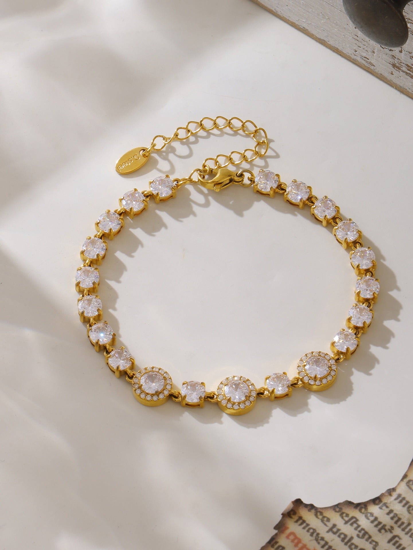 Kaze Geometric Diamond Dazzling Bracelet | 18K Gold Sparkling Bracelet in Gold &amp; Silver