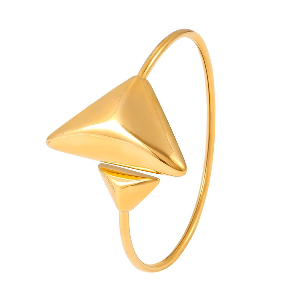Kaze Large &amp; Small Triangle Open Bangle | 18K Gold Geometric Bracelet in Gold &amp; Silver