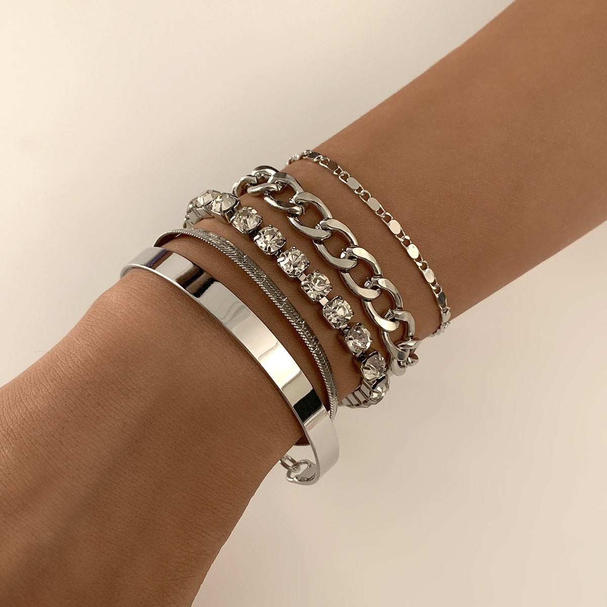 Kaze 18K Gold Retro Snake Bone Chain Diamond Bracelet | 18K Gold &amp; S925 Silver in Gold &amp; White White