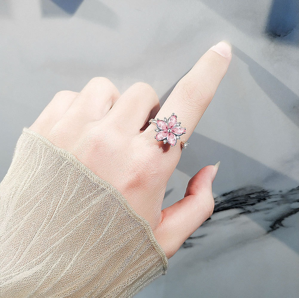 Kaze Rotatable Floral Zircon Stress-Relief Ring | 18K Gold Titanium Spinner Ring Adjustable