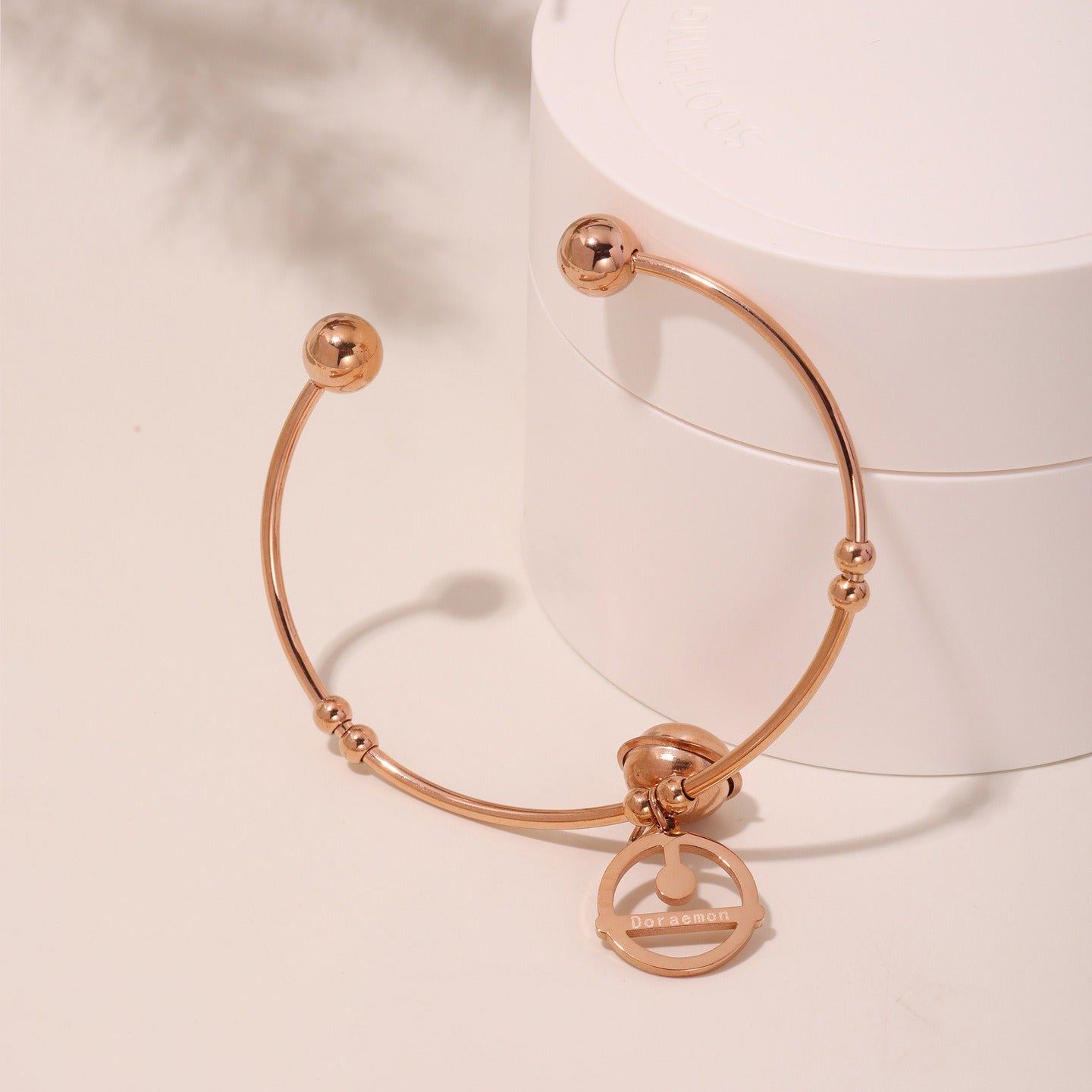 Kaze Dual Bell Pendant Bracelet | 18K Gold Charm Bracelet in Gold, Silver &amp; Rose Gold