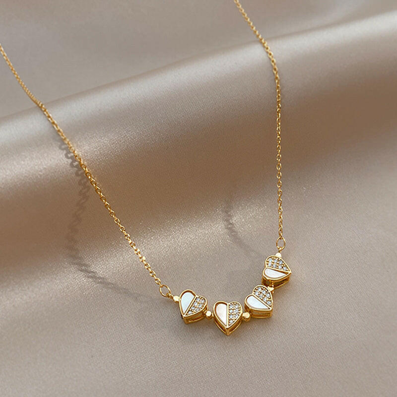 Kaze Four-Leaf Clover and Heart Pendant Necklace | Gold Titanium Steel Lucky Love Necklace
