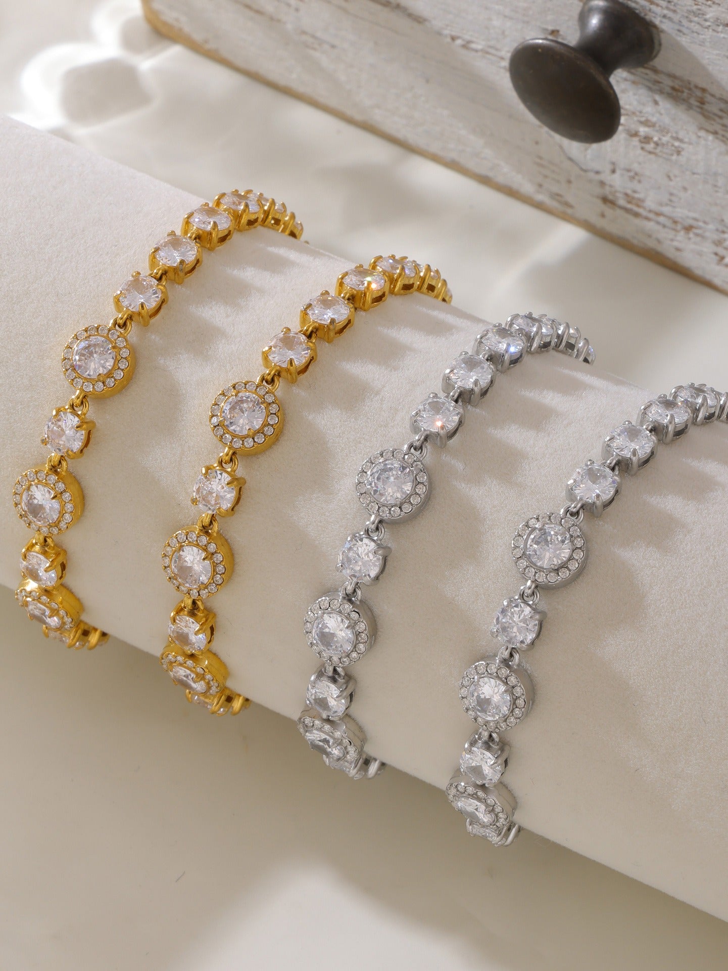 Kaze Geometric Diamond Dazzling Bracelet | 18K Gold Sparkling Bracelet in Gold &amp; Silver