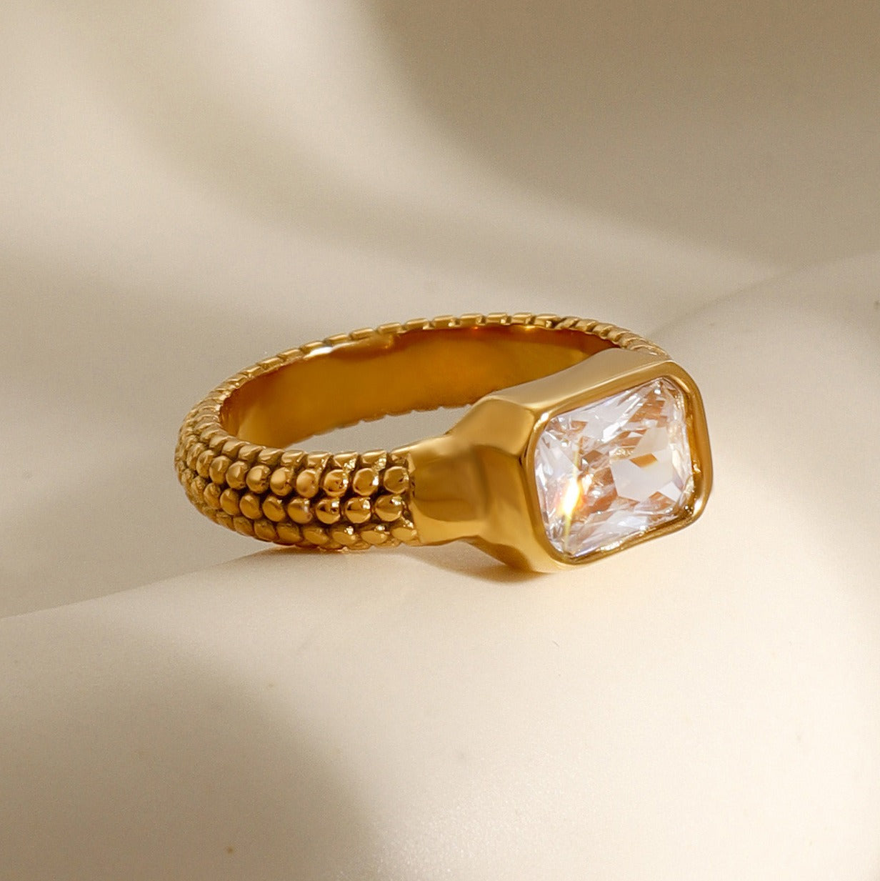 Kaze Rectangular Gemstone Beaded Design Ring | 18K Gold Luxury Ring Size 7