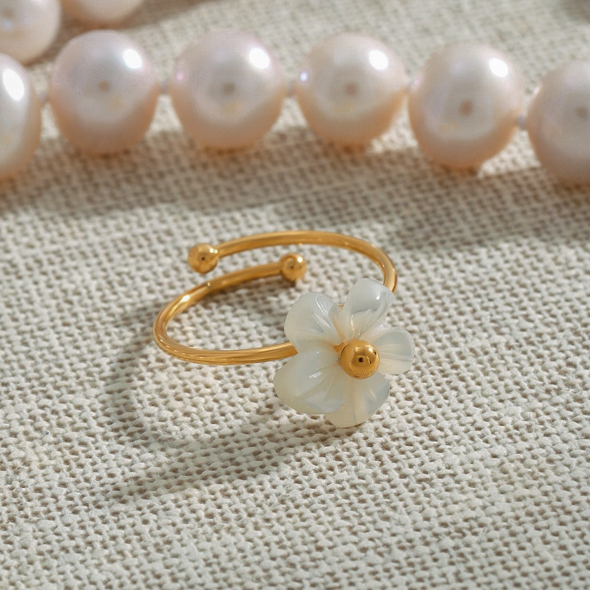 Kaze Noble Flower Ring | 18K Gold Adjustable Floral Ring for Women