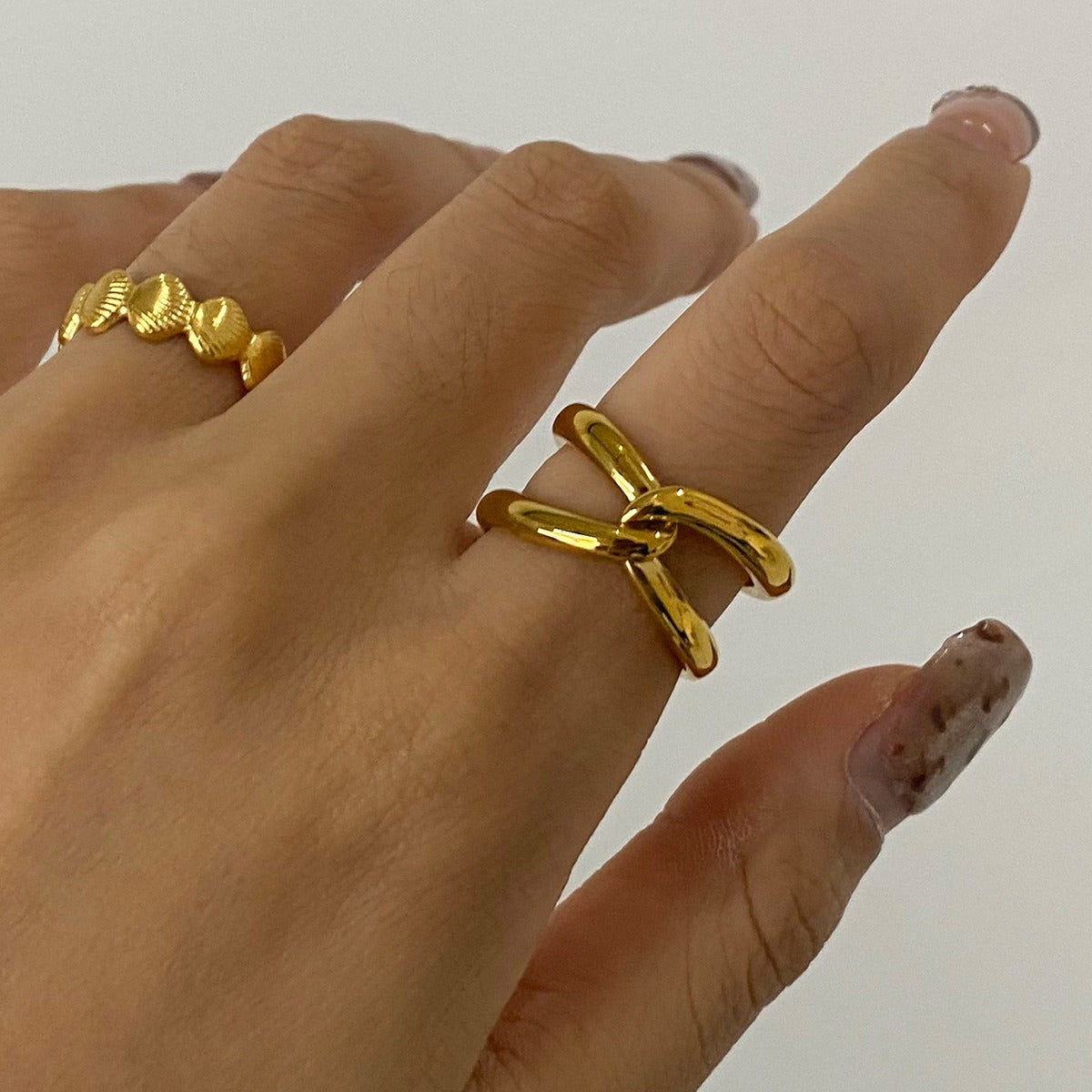 Kaze Double Cross Ring | 18K Gold Geometric X-Design Ring in Gold &amp; Silver