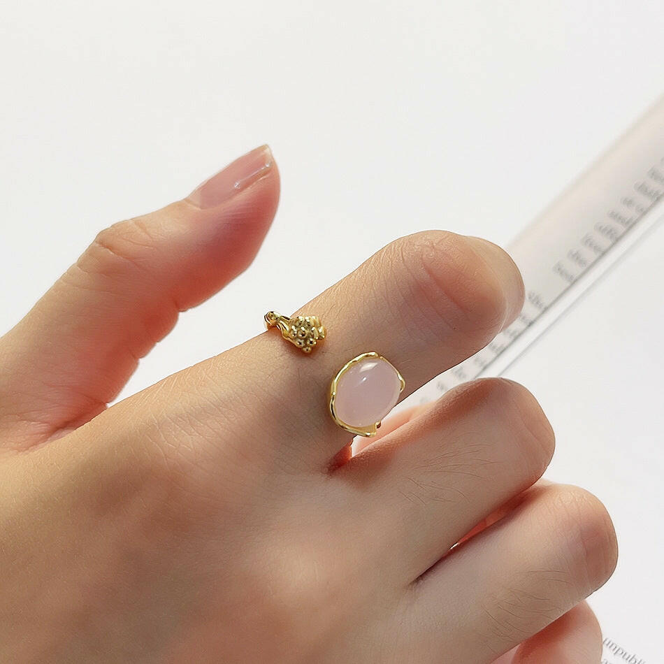 Kaze Pink Crystal Ring | 18K Gold Floral Pink Gemstone Ring for Women