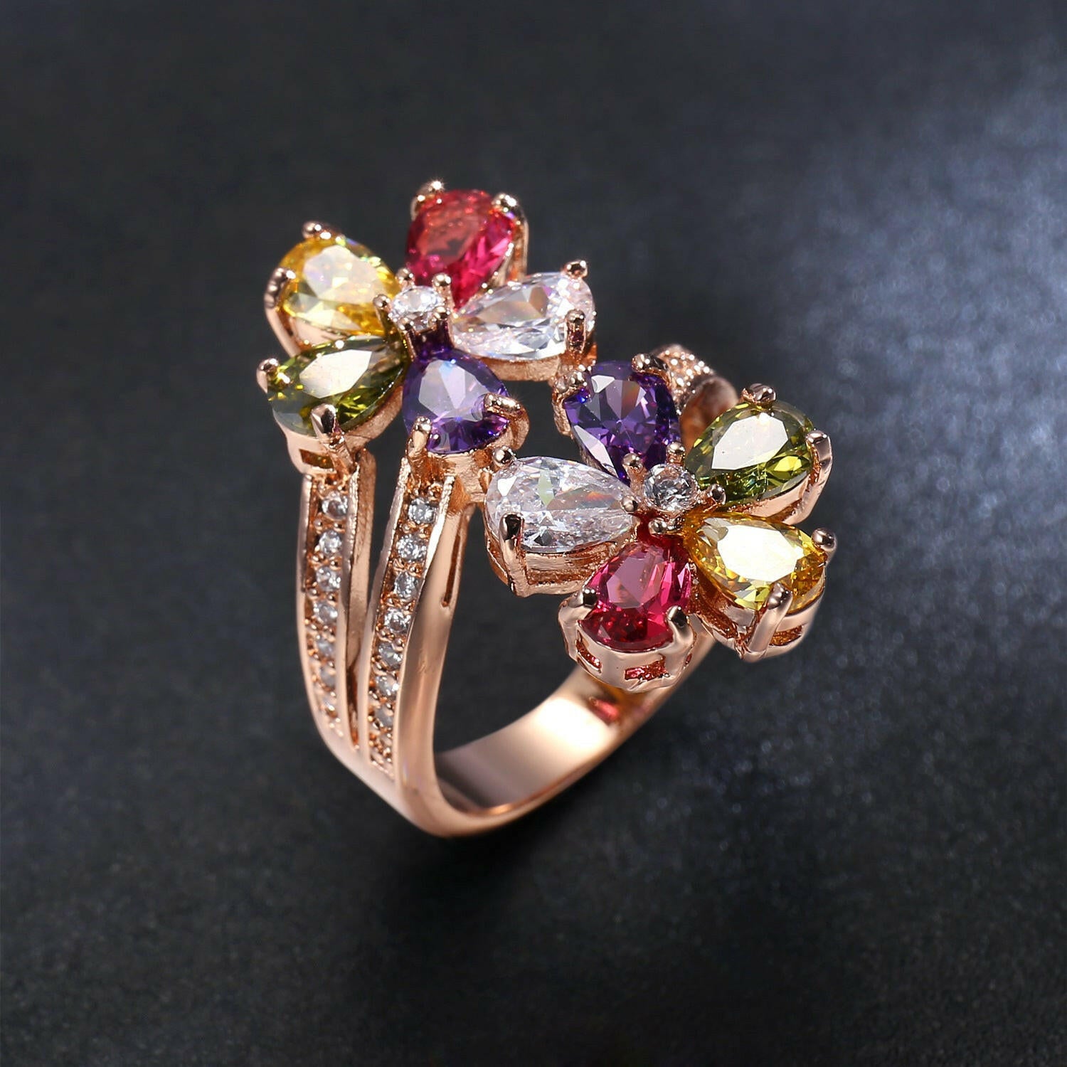 Kaze Elegant Zircon Bracelet | Rose Gold Floral Zircon Bracelet for Women