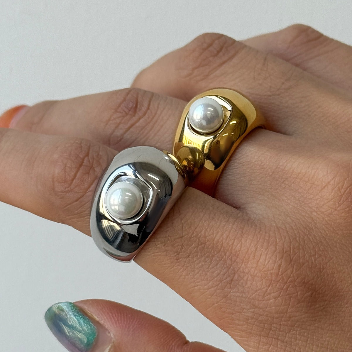 18K Gold-Plated Lightweight Luxury Ring Made from High-End Titanium Steel