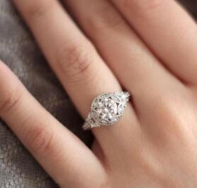 Kaze Crescent Elegance Ring | Geometric Fashion Ring for Women