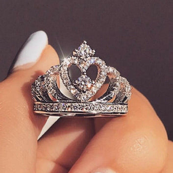 Kaze Royal Crest Ring | Geometric Platinum-Tone Luxury Ring for Women