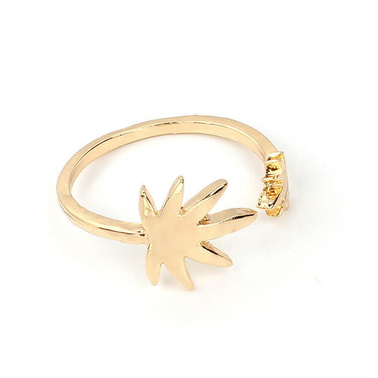 Kaze Tropical Leaf Ring | Nature-Inspired Ring in Silver, Gold &amp; Rose Gold Golden