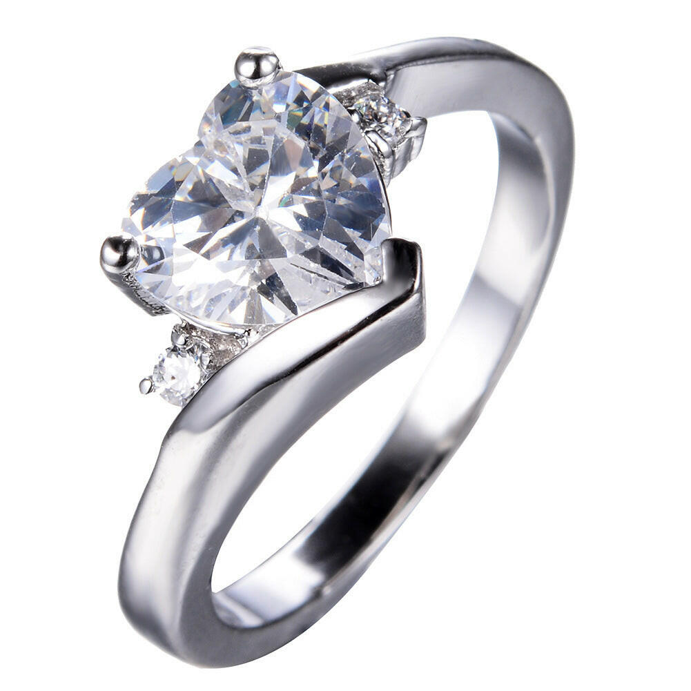 Kaze Aqua Serenity Ring | Heart-Shaped Amethyst Ring in Gold-Plated Copper White