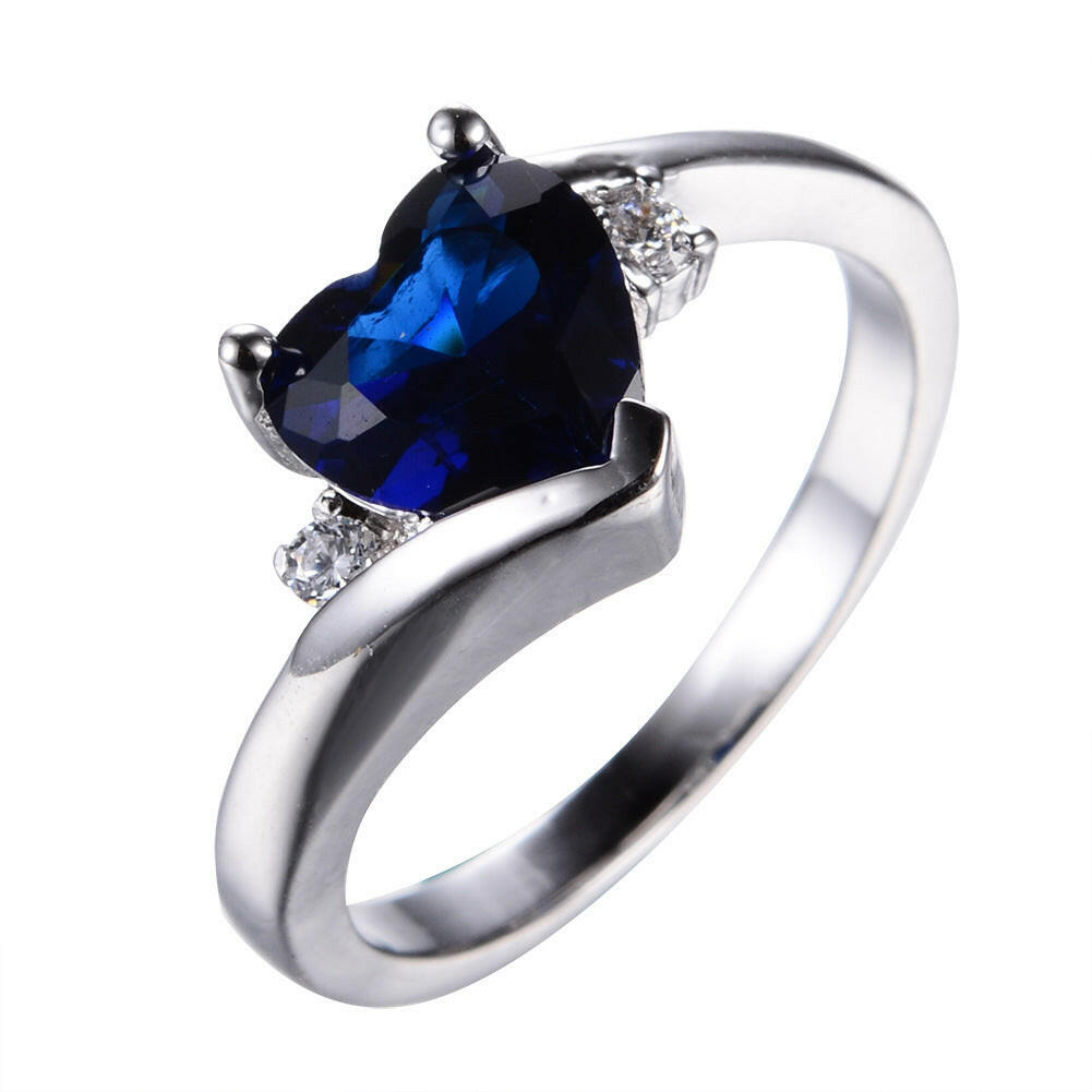 Kaze Aqua Serenity Ring | Heart-Shaped Amethyst Ring in Gold-Plated Copper Royal blue