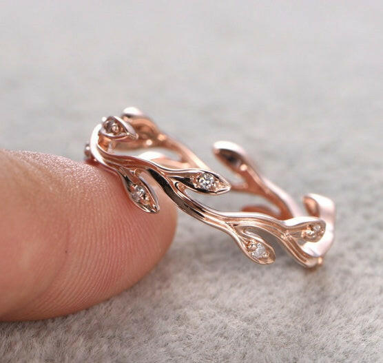 Kaze Zircon Leaf Vine Ring | Rose Gold Nature-Inspired Ring for Women