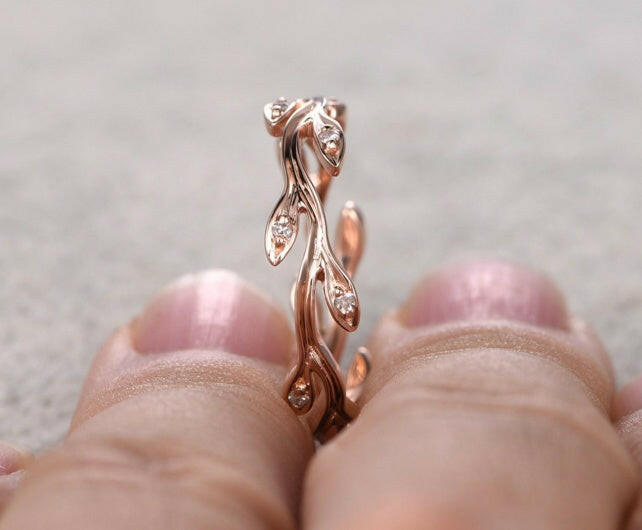 Kaze Zircon Leaf Vine Ring | Rose Gold Nature-Inspired Ring for Women