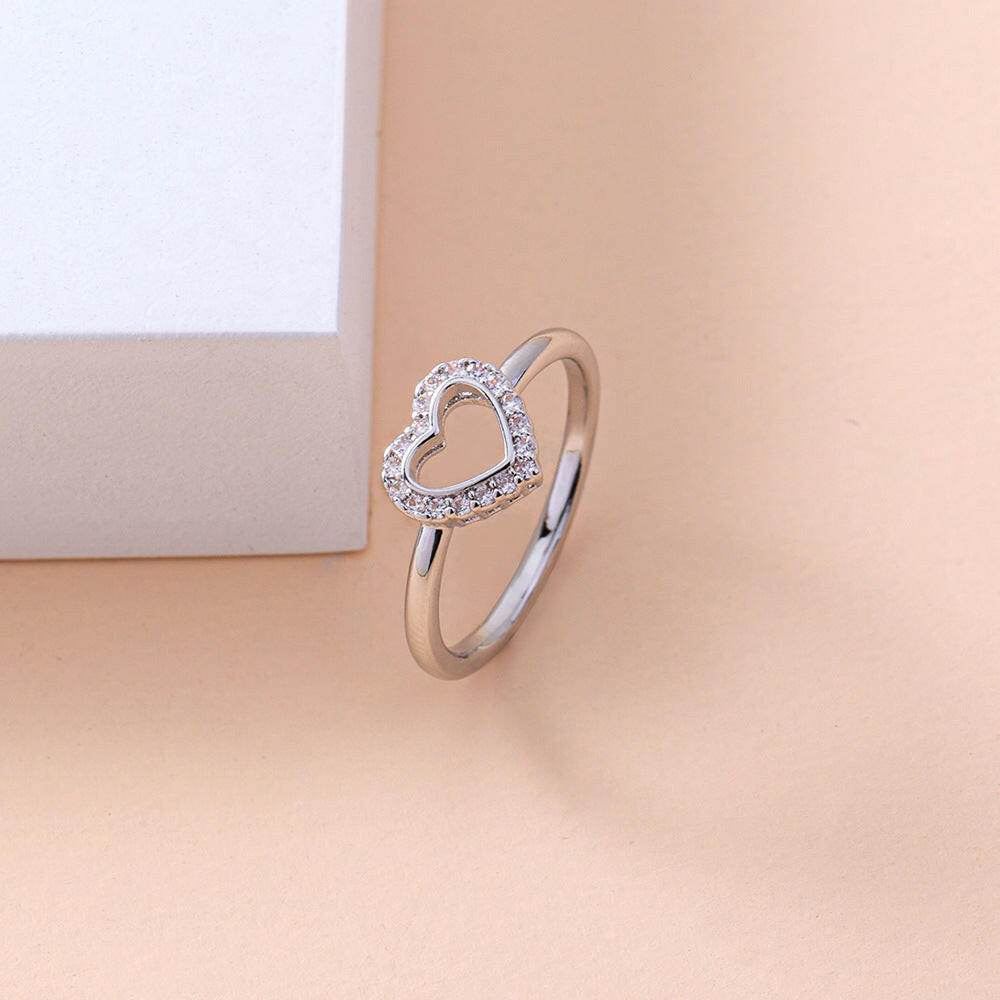 Kaze Zircon Promise Ring | Heart-Shaped Zircon Silver Ring for Her