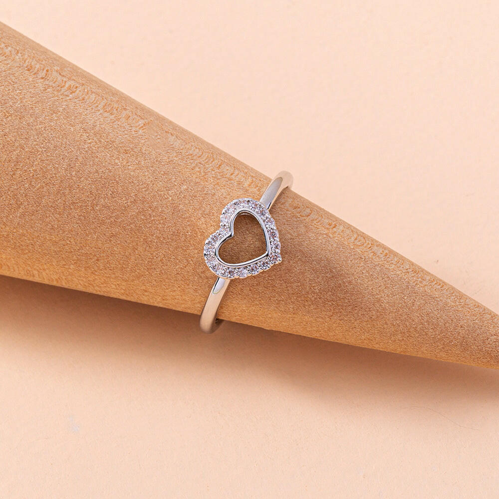 Kaze Zircon Promise Ring | Heart-Shaped Zircon Silver Ring for Her
