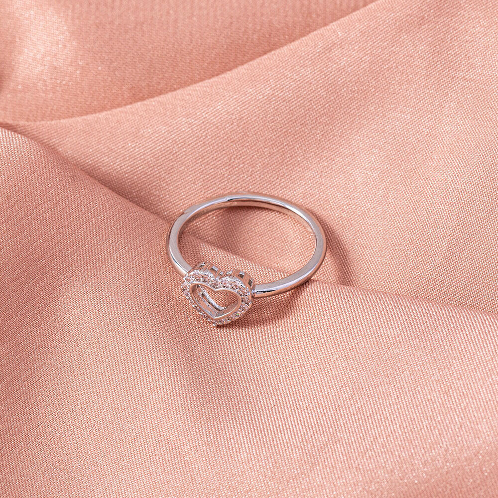 Kaze Zircon Promise Ring | Heart-Shaped Zircon Silver Ring for Her Photo Color